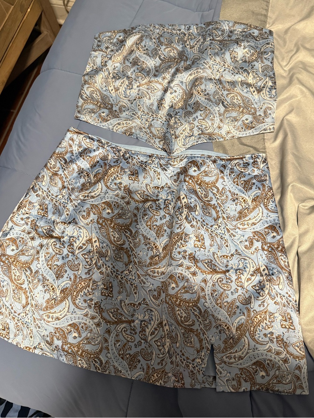 Hollister Light Blue & Brown Paisley Women’s Matching Shirt and Skirt